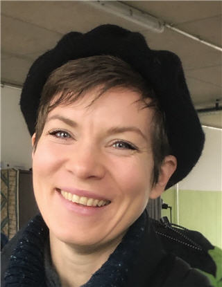 tl_files/buddhahaus/lehrer/Ulla Koenig-320x415.jpeg